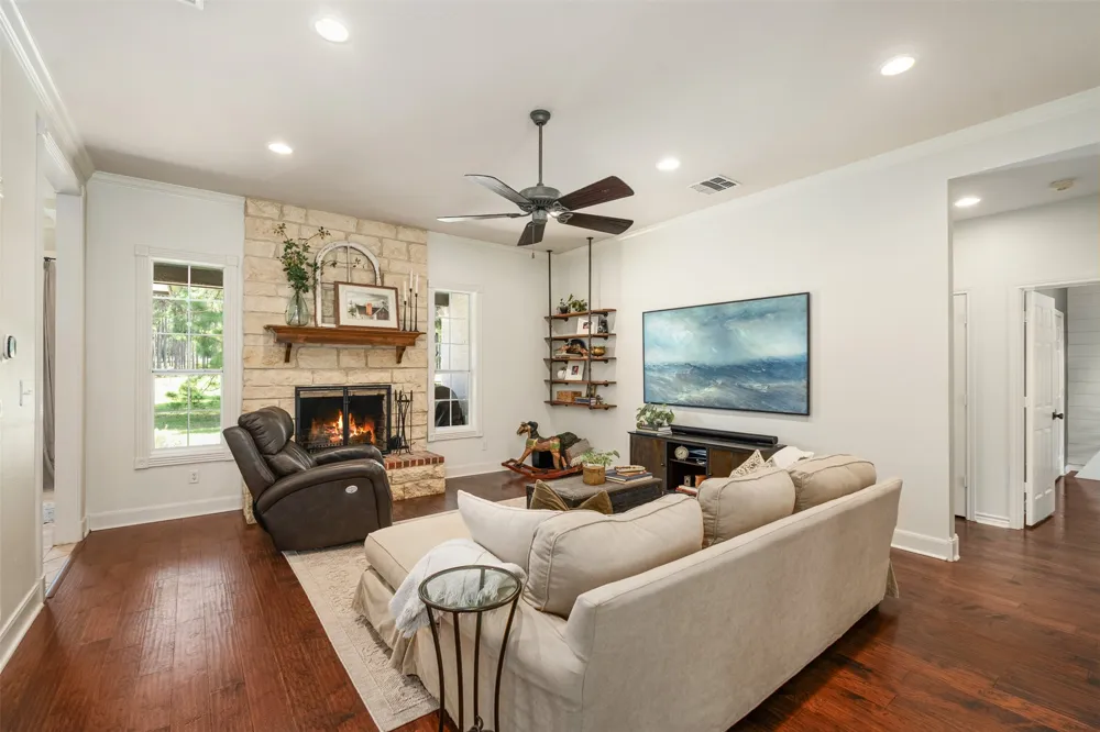 1109 Robbins Road Athens, TX 75751