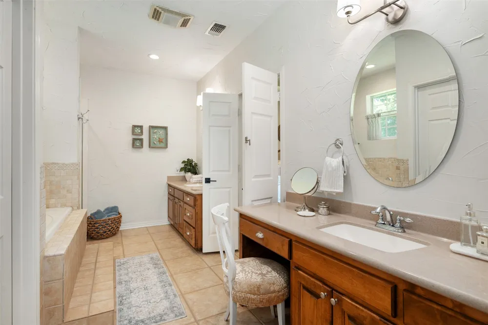 1109 Robbins Road Athens, TX 75751