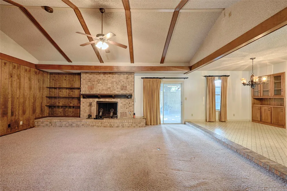 808 Herder Avenue Schulenburg, TX 78956