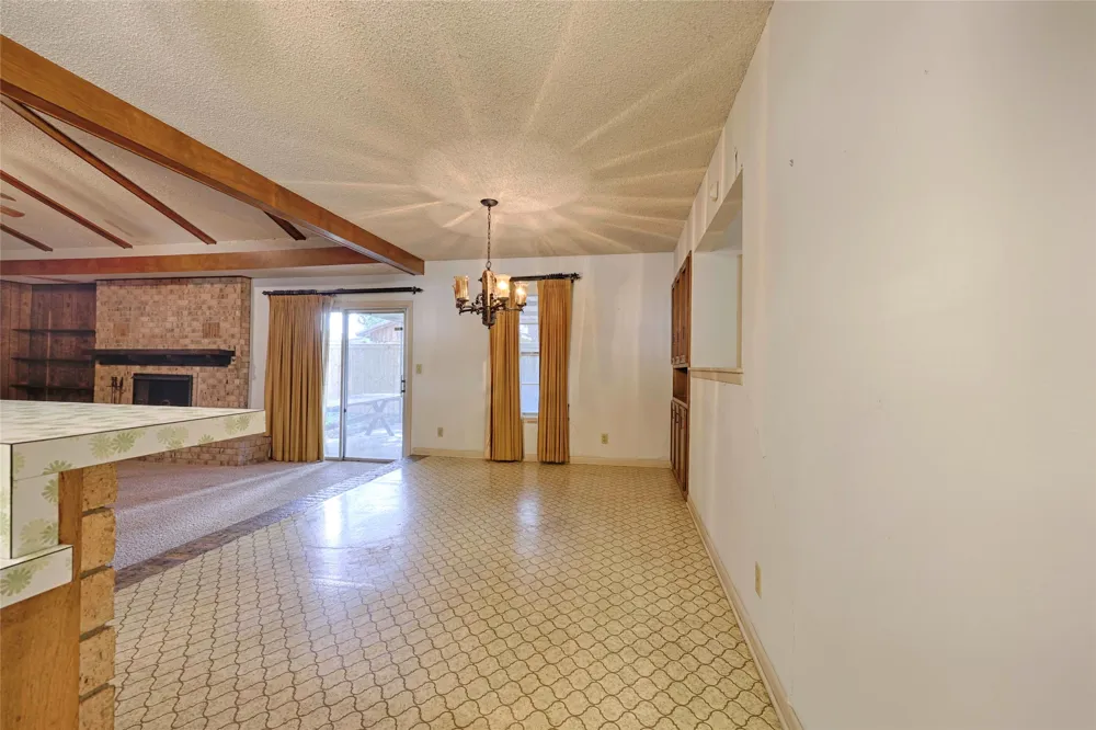 808 Herder Avenue Schulenburg, TX 78956