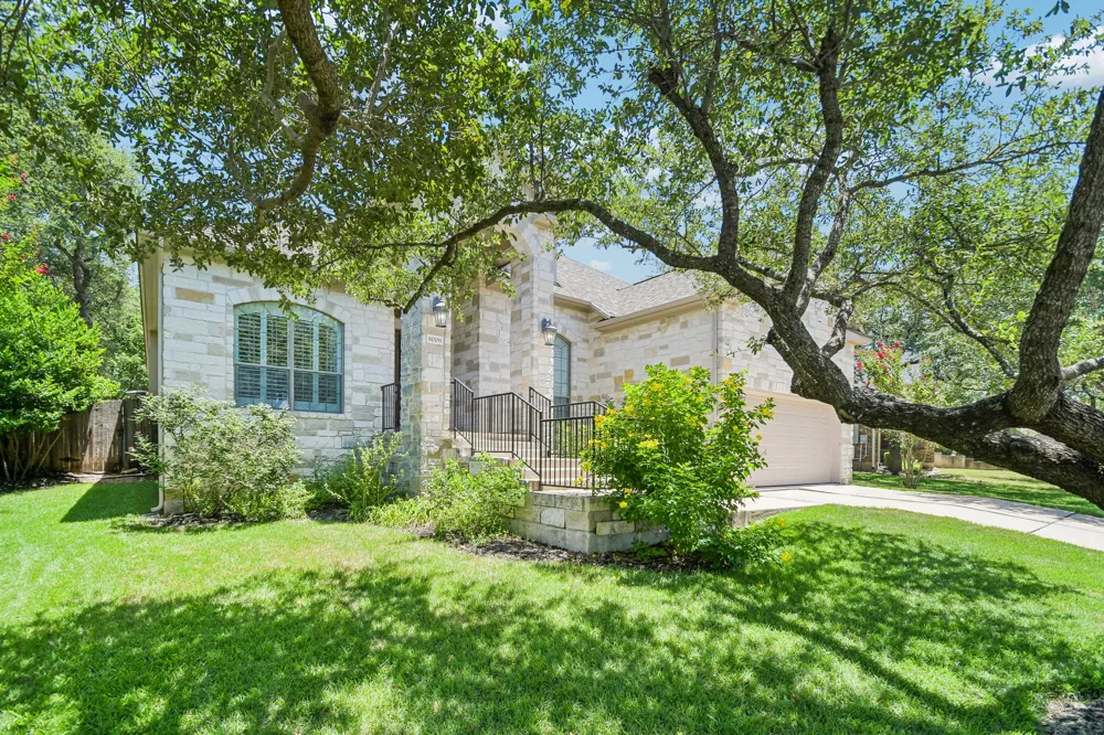 8008 Ladera Verde Drive Austin, TX 78739