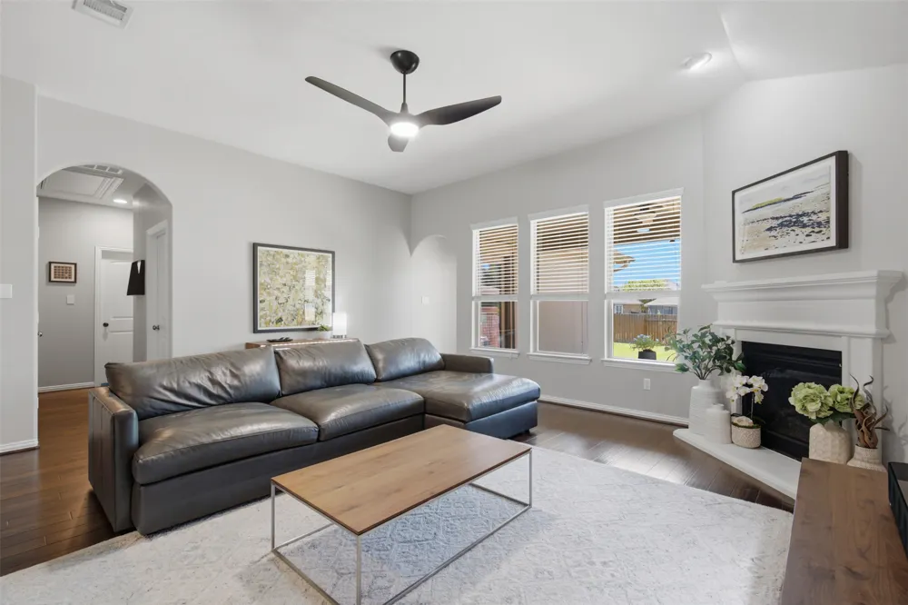 205 Summer Azure Street Georgetown, TX 78626