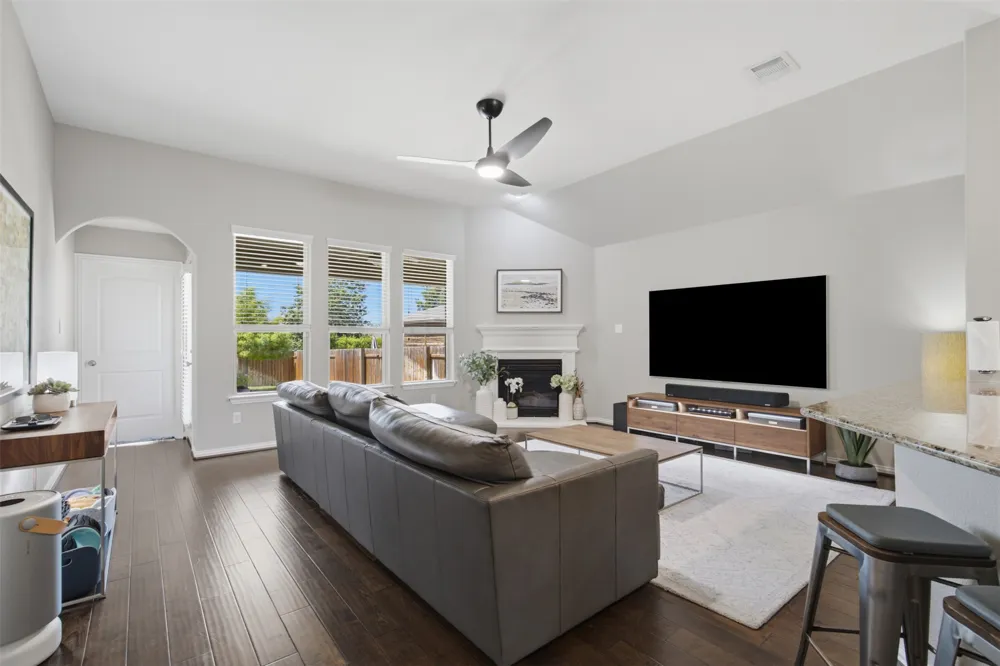 205 Summer Azure Street Georgetown, TX 78626