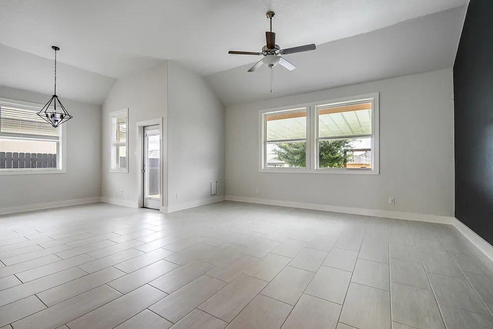220 Riley Lane Fredericksburg, TX 78624