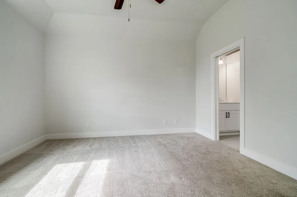 220 Riley Lane Fredericksburg, TX 78624