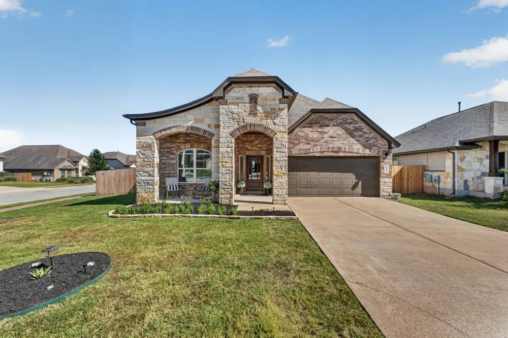 13201 Olivers Way Manchaca, TX 78652