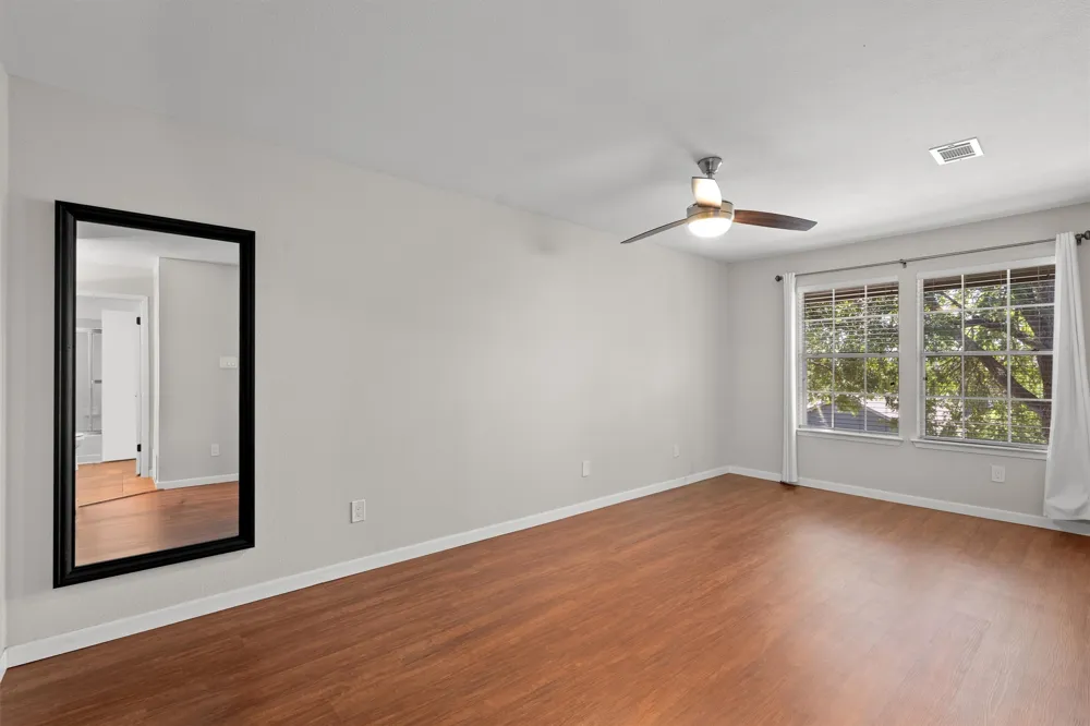 1015 E Yager Lane #79 Austin, TX 78753