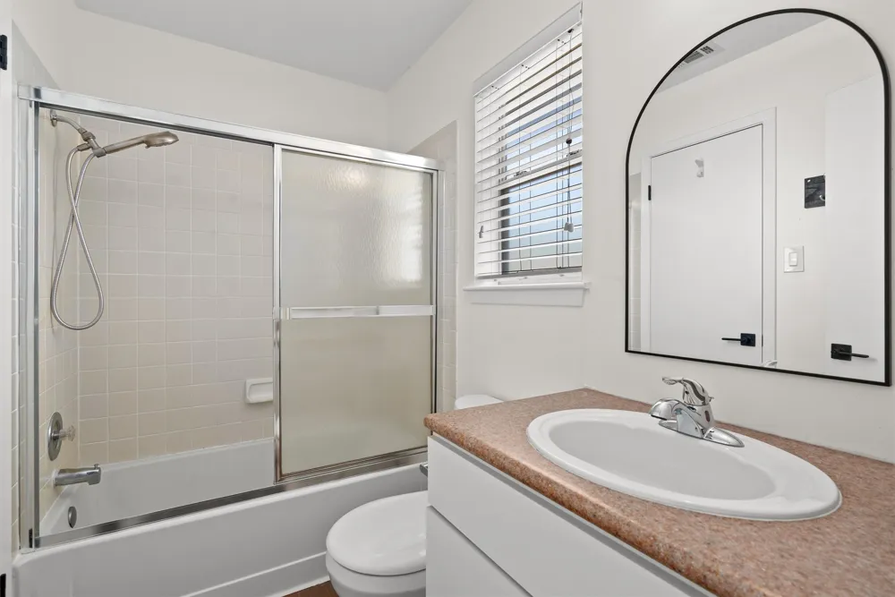 1015 E Yager Lane #79 Austin, TX 78753