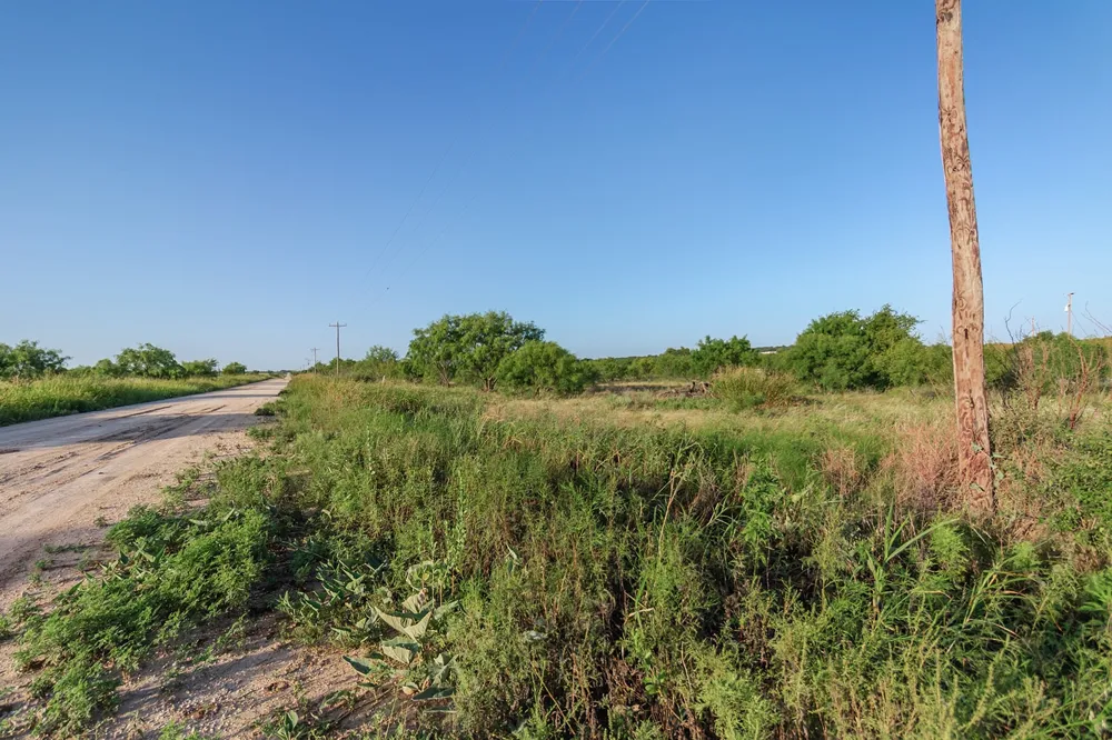 2055 CR 472 Rochelle, TX 76825