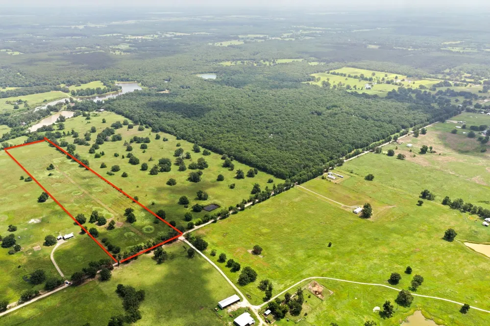 495 NE County Road 2220 Talco, TX 75487