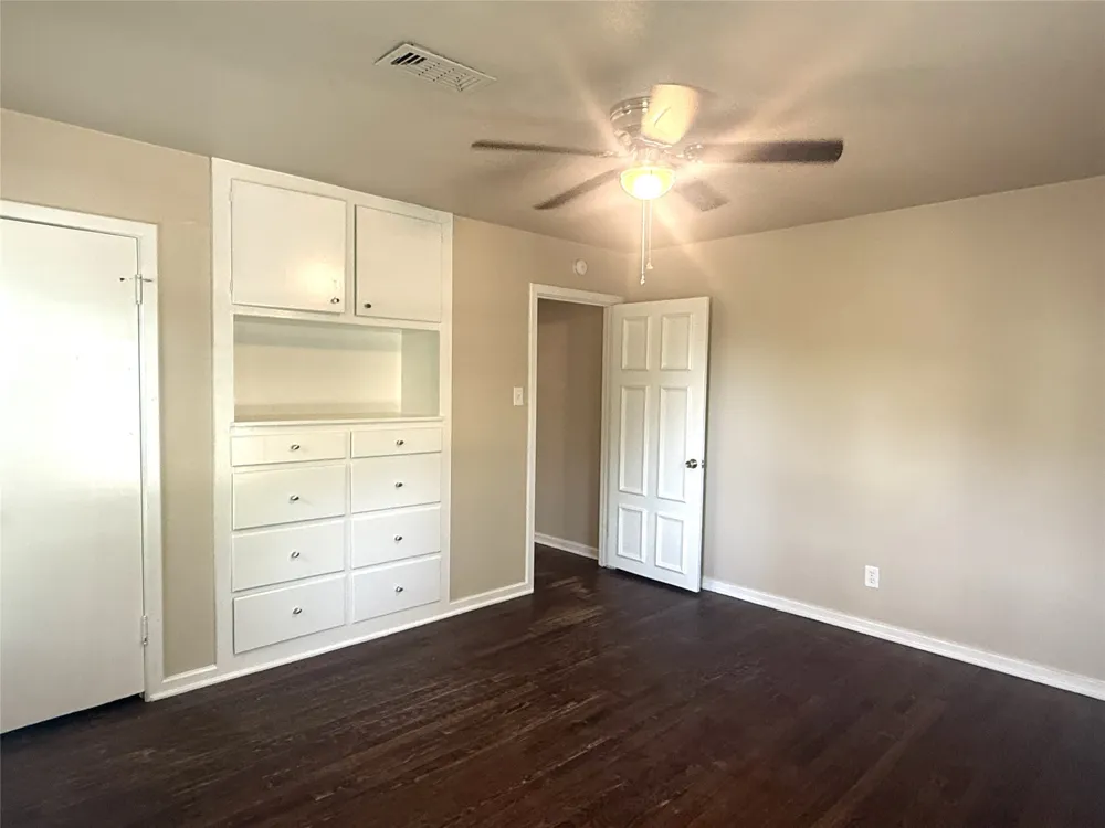 4718 Normandy Road Fort Worth, TX 76103