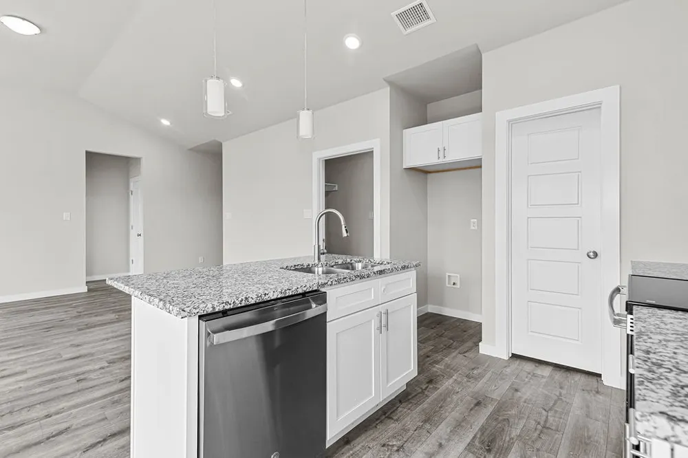 10520 Ruffin Drive Fort Worth, TX 76131