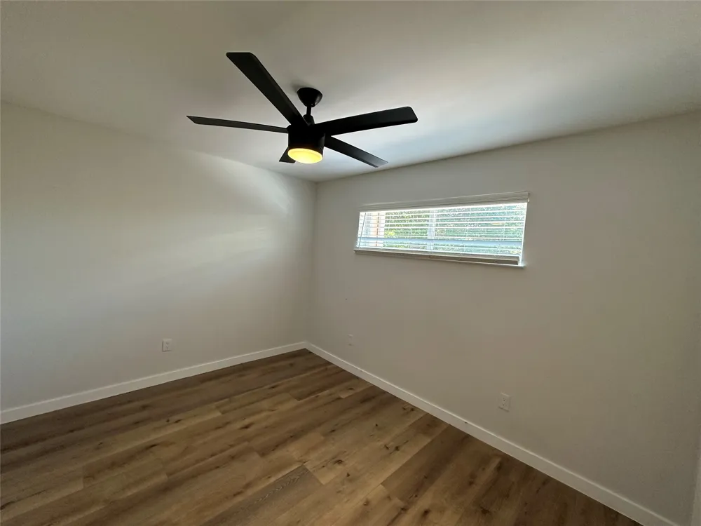 425 Rosemont Avenue #103 Dallas, TX 75208
