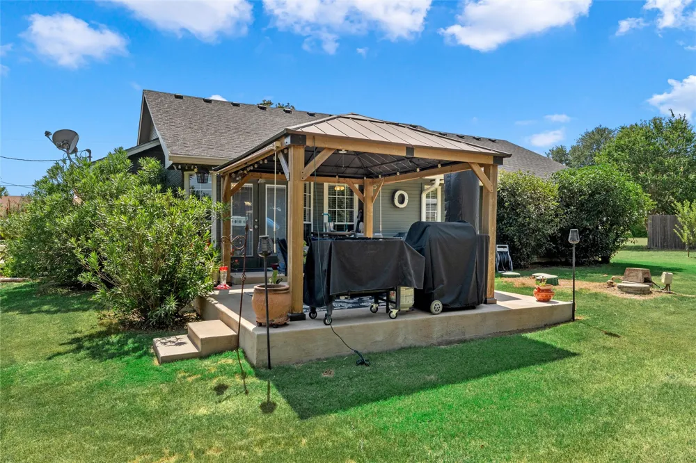 101 Brown Drive Eddy, TX 76524