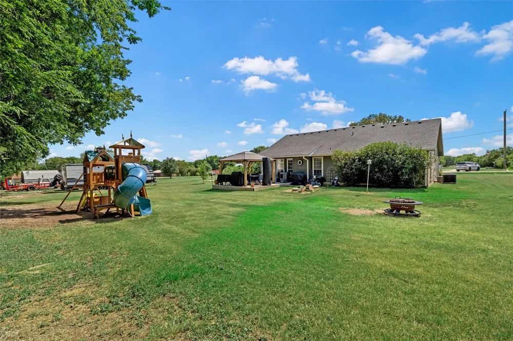 101 Brown Drive Eddy, TX 76524