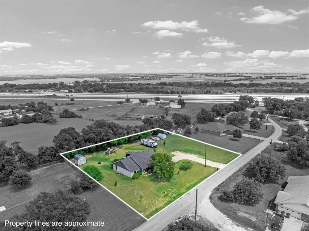 101 Brown Drive Eddy, TX 76524