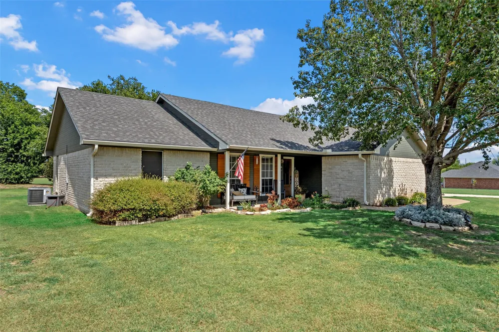 101 Brown Drive Eddy, TX 76524