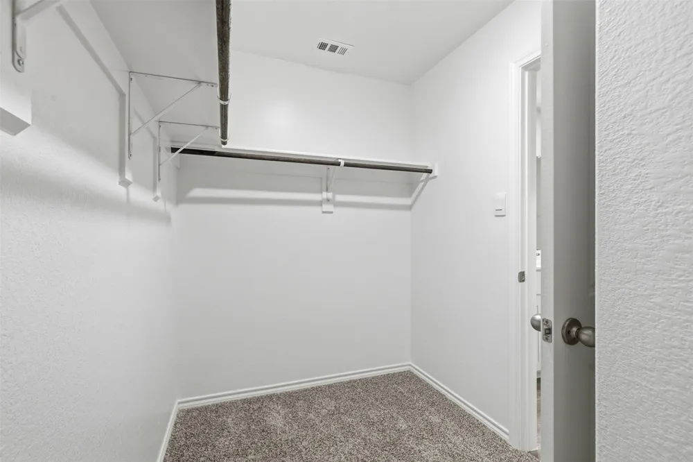 564 Marsh Street Cleburne, TX 76033