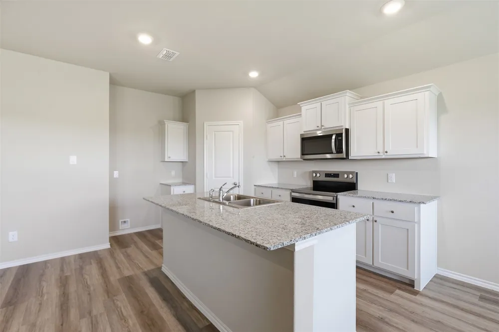 564 Marsh Street Cleburne, TX 76033