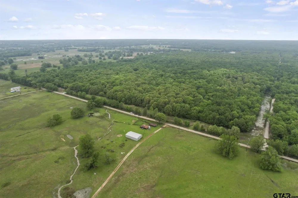 956 NE County Road 2220 Talco, TX 75487