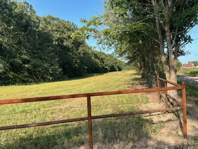 956 NE County Road 2220 Talco, TX 75487