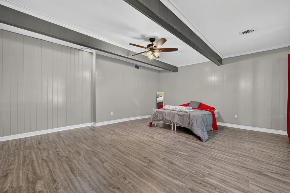 1702 SE 22nd Avenue Mineral Wells, TX 76067
