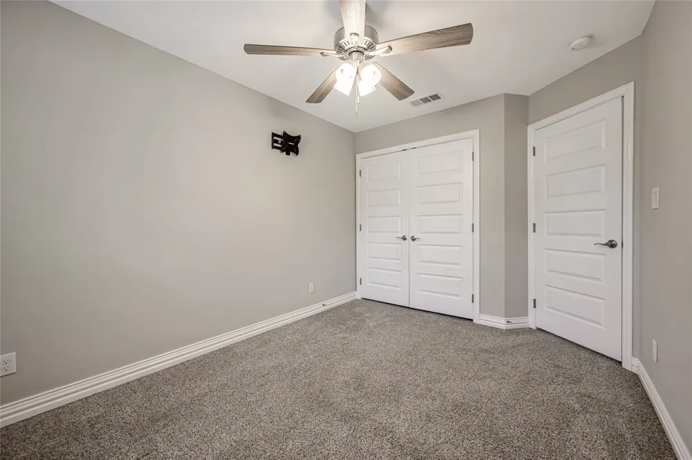 907 W Collins Street Denison, TX 75020