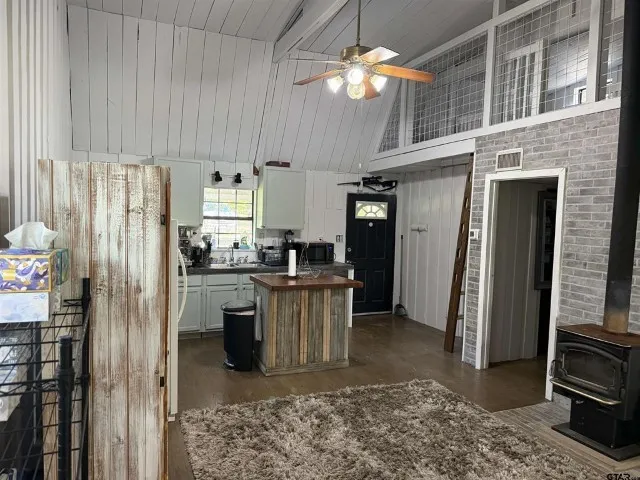 21120 Fm 16 W Lindale, TX 75771