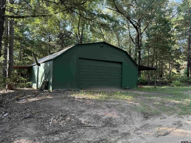21120 Fm 16 W Lindale, TX 75771