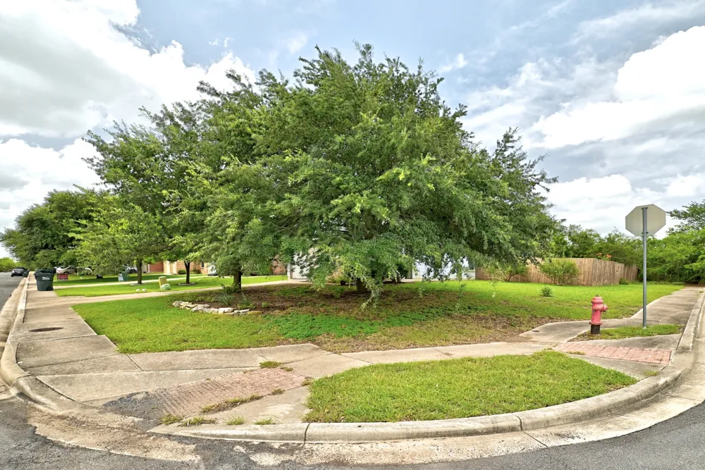 148 Pearl Lake Drive Kyle, TX 78640
