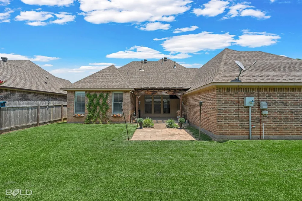 816 Eagles Nest Haughton, LA 71037