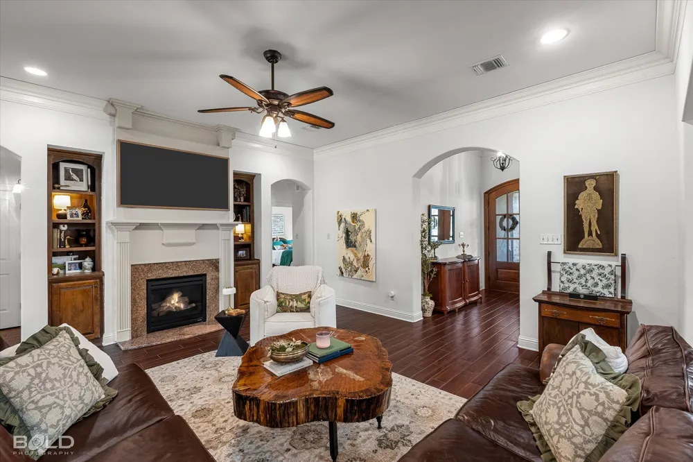 816 Eagles Nest Haughton, LA 71037