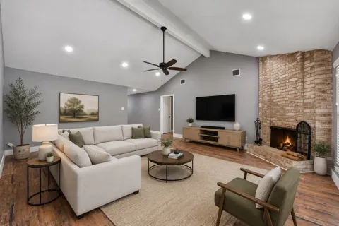 700 Woodview Drive