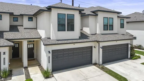 12317 Maypole Bend