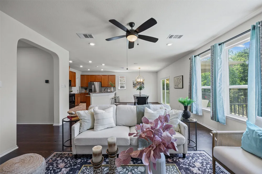 2471 Sunrise Road #64 Round Rock, TX 78664