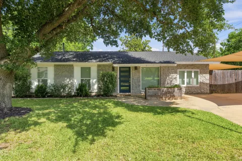 6706 Isabelle Drive