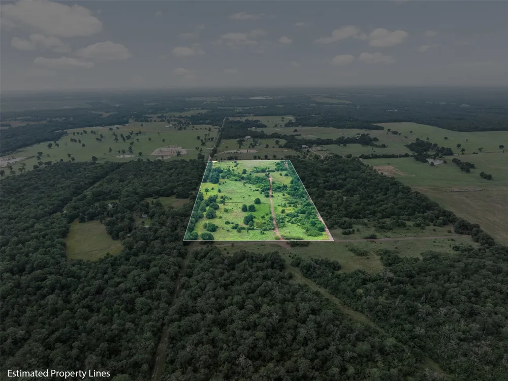 5241 County Road 358 Crest Caldwell, TX 77836