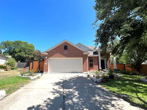 2106 Huxley Lane