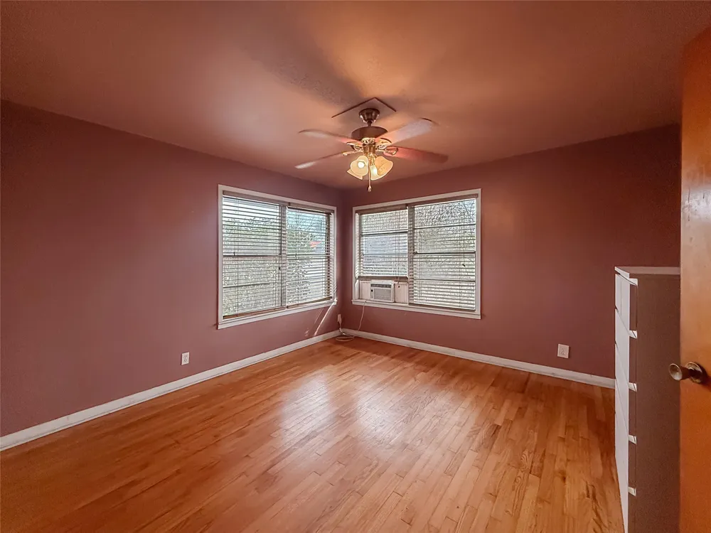 729 Main Street Lexington, TX 78947