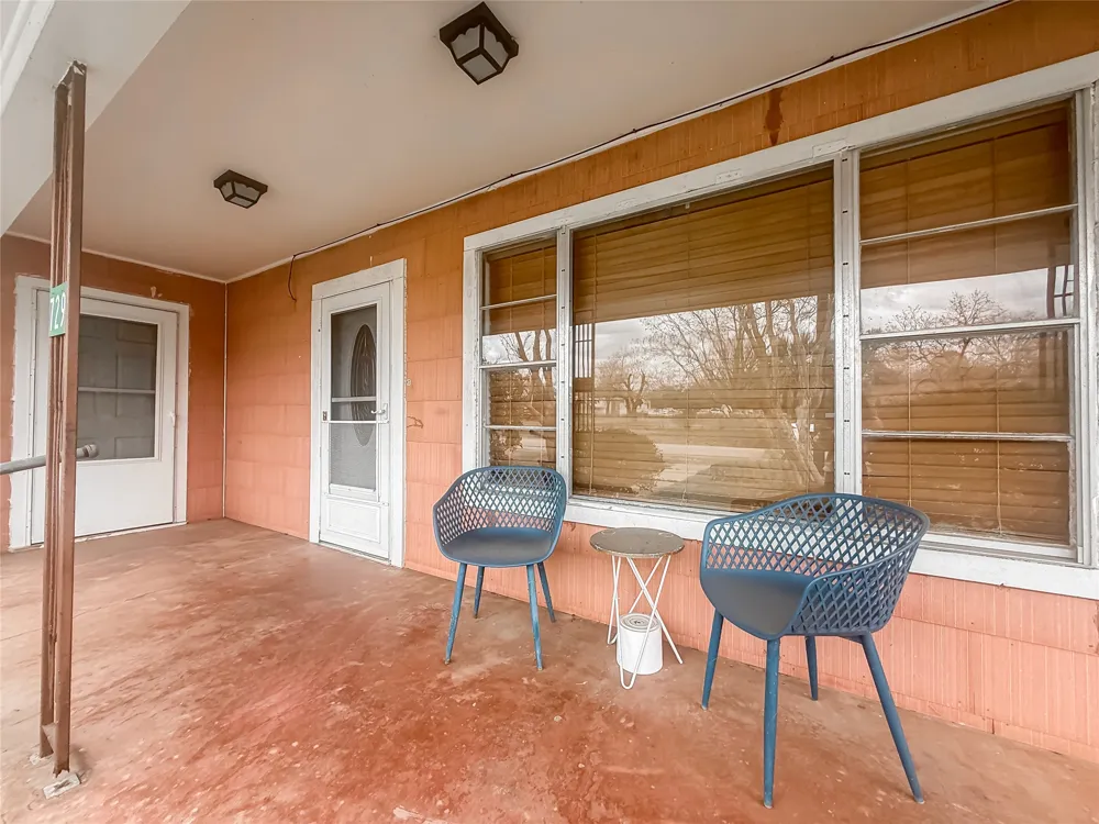 729 Main Street Lexington, TX 78947