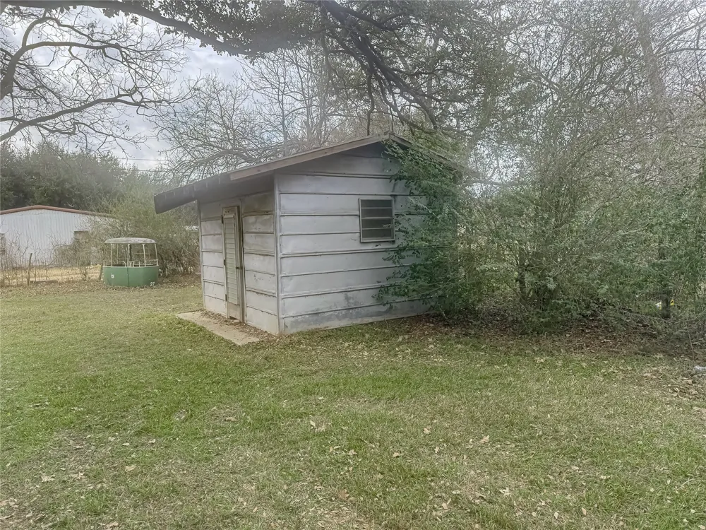 729 Main Street Lexington, TX 78947