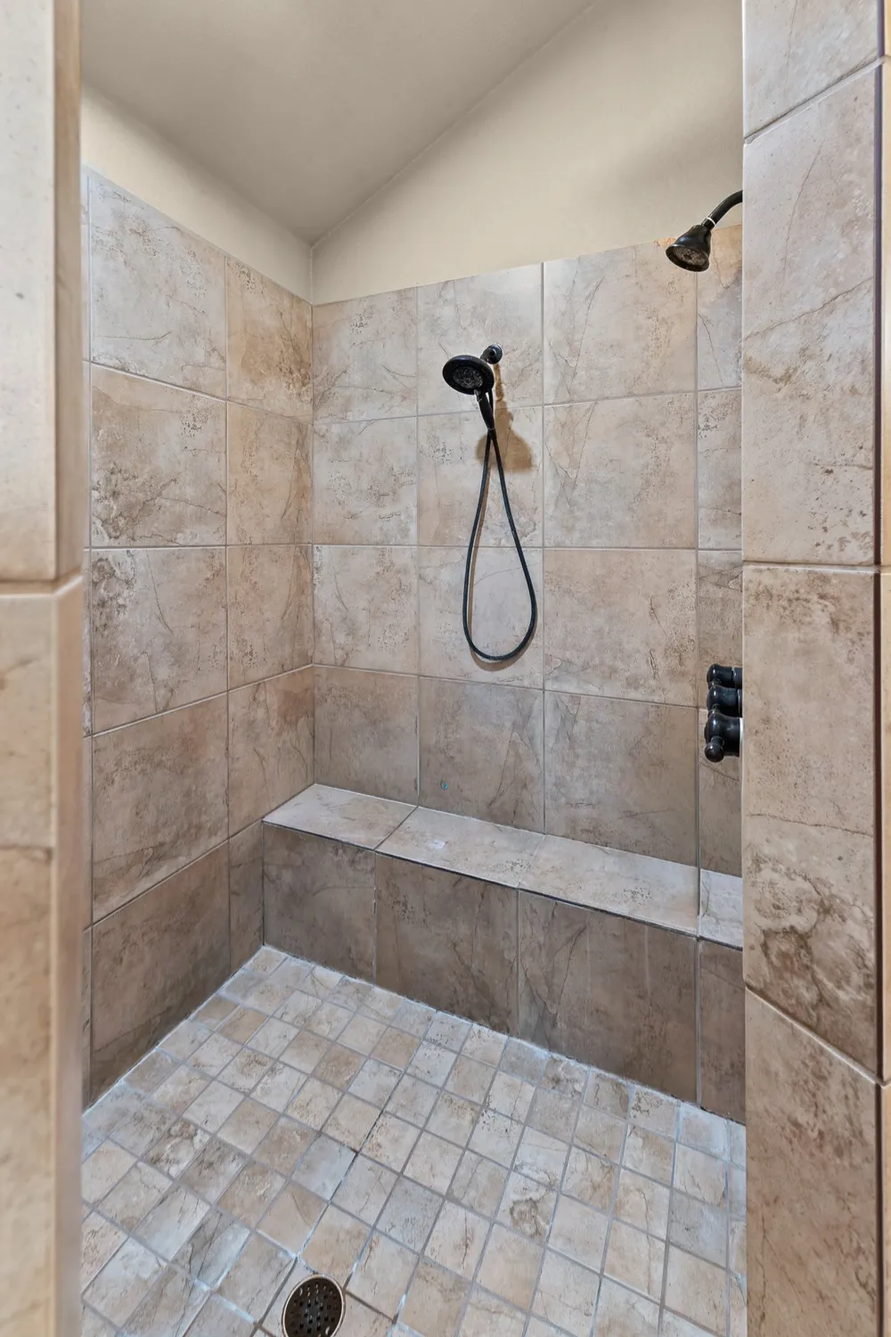 200 County Road 453 A Road Taylor, TX 76574