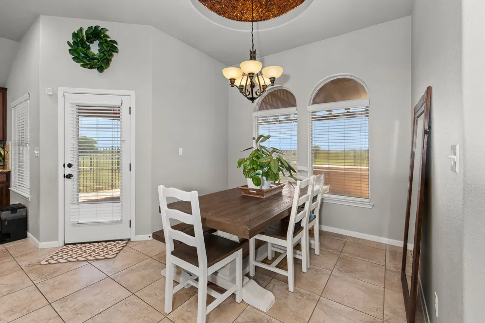 200 County Road 453 A Road Taylor, TX 76574