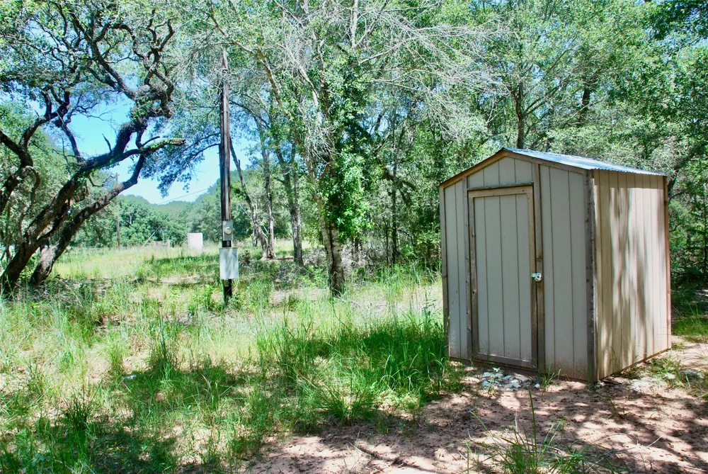 182 County Road 123F Hallettsville, TX 77964