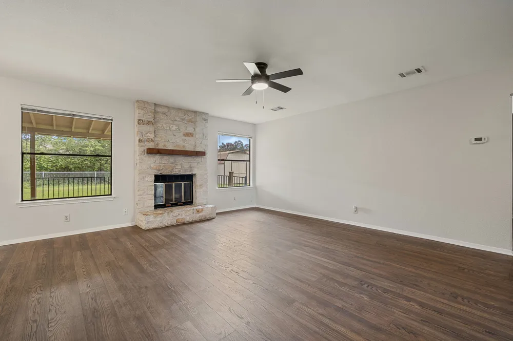 8905 Bridgewood Trail Austin, TX 78729