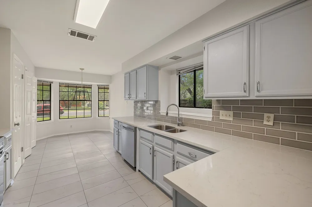 8905 Bridgewood Trail Austin, TX 78729
