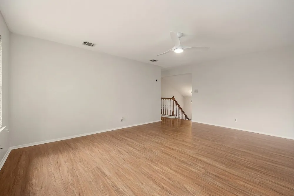 8905 Bridgewood Trail Austin, TX 78729