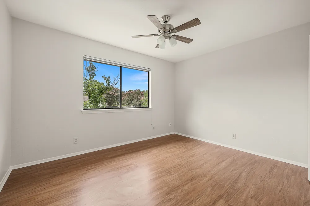 8905 Bridgewood Trail Austin, TX 78729