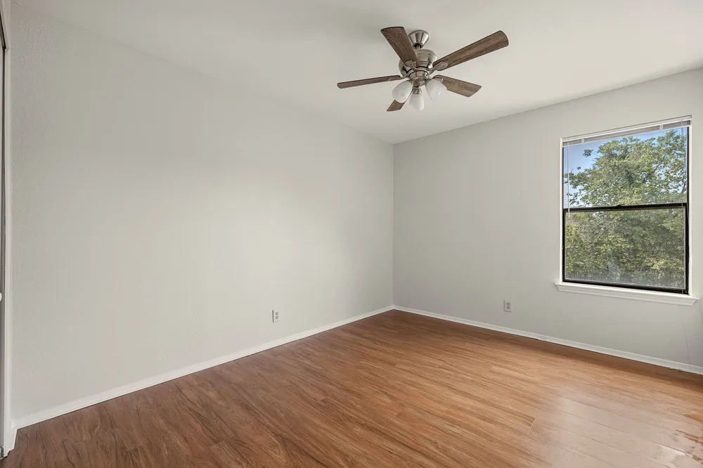 8905 Bridgewood Trail Austin, TX 78729