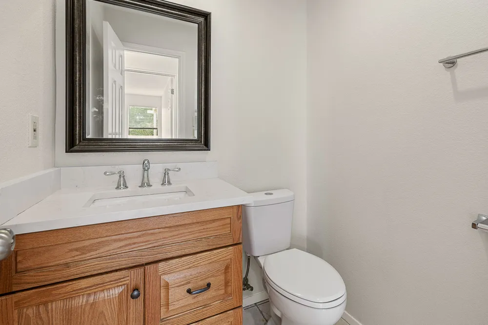 8905 Bridgewood Trail Austin, TX 78729